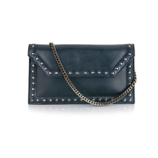 W08 - Studded pochette in calf